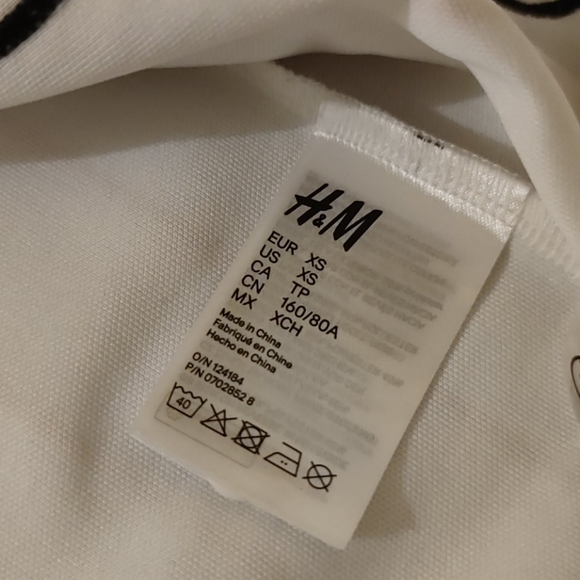 H&M x Moschino sweatshirt dress - Picture 5 of 5